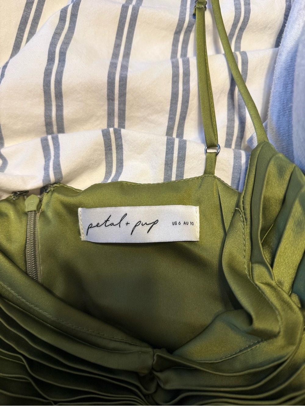 Petal & Pup Naira Pleated Maxi Dress - Picture 5 of 5